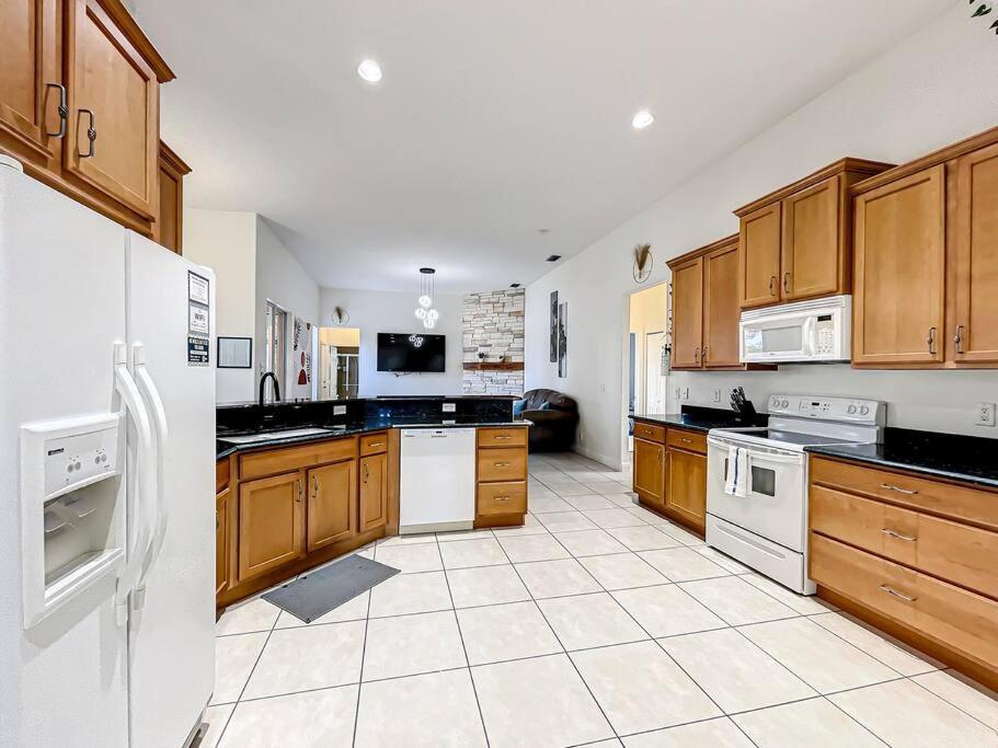 Discover Your Oasis: Tropical Haven In Central Psl Port St. Lucie Exterior foto
