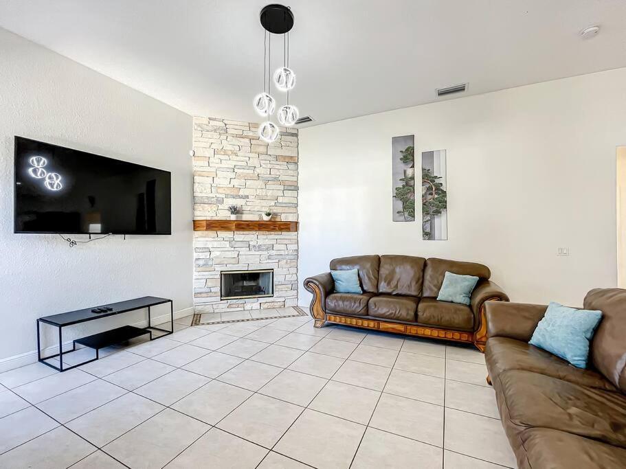 Discover Your Oasis: Tropical Haven In Central Psl Port St. Lucie Exterior foto